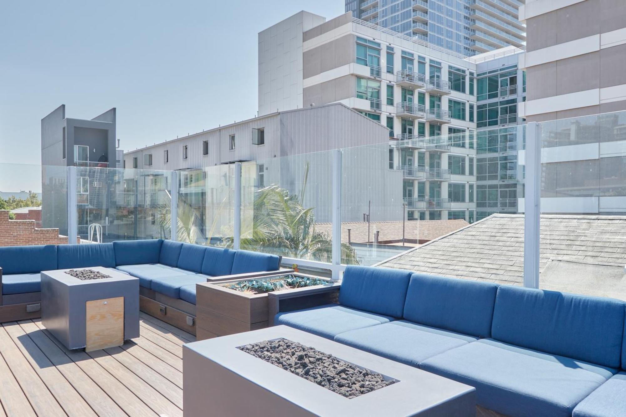 The Davis Downtown San Diego Exterior photo